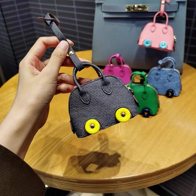 Mini bags with wheels