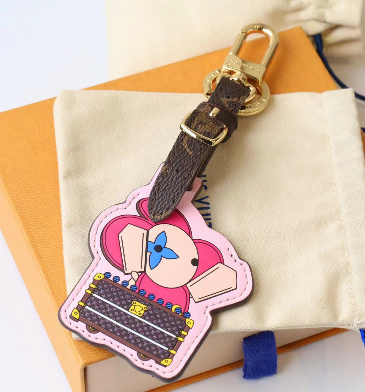 LULU  keychains