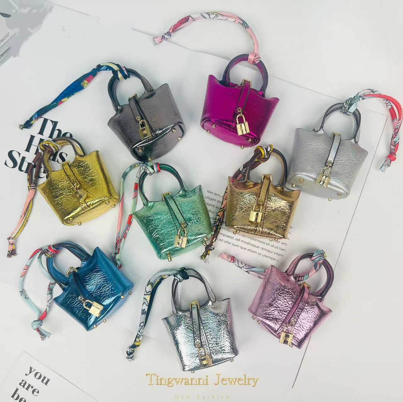 Sparkly Bucket mini bags for airpods lipsticks jewelry accessory